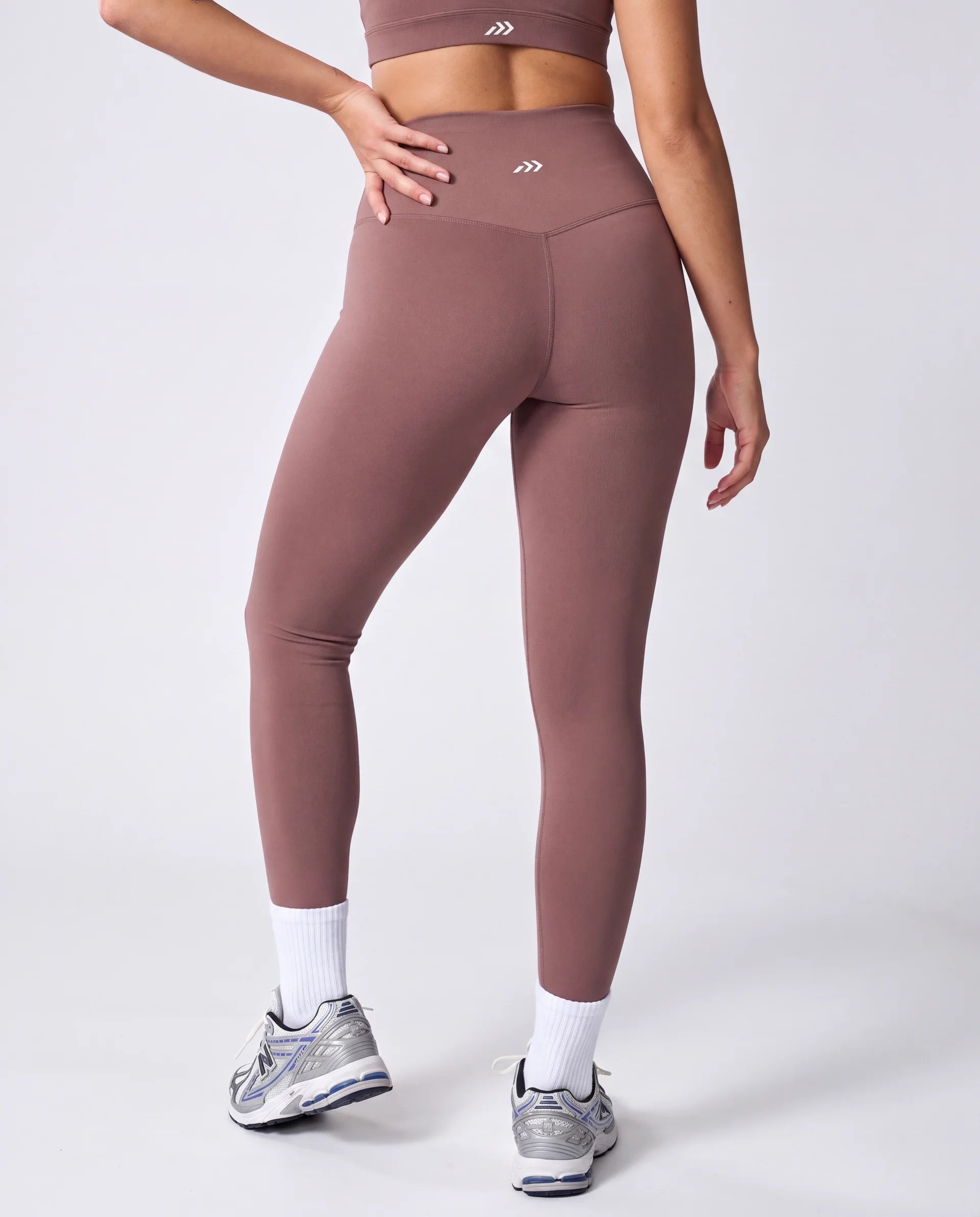 Racerback Sports Bra In Cocao + Balance Leggings In Cocao