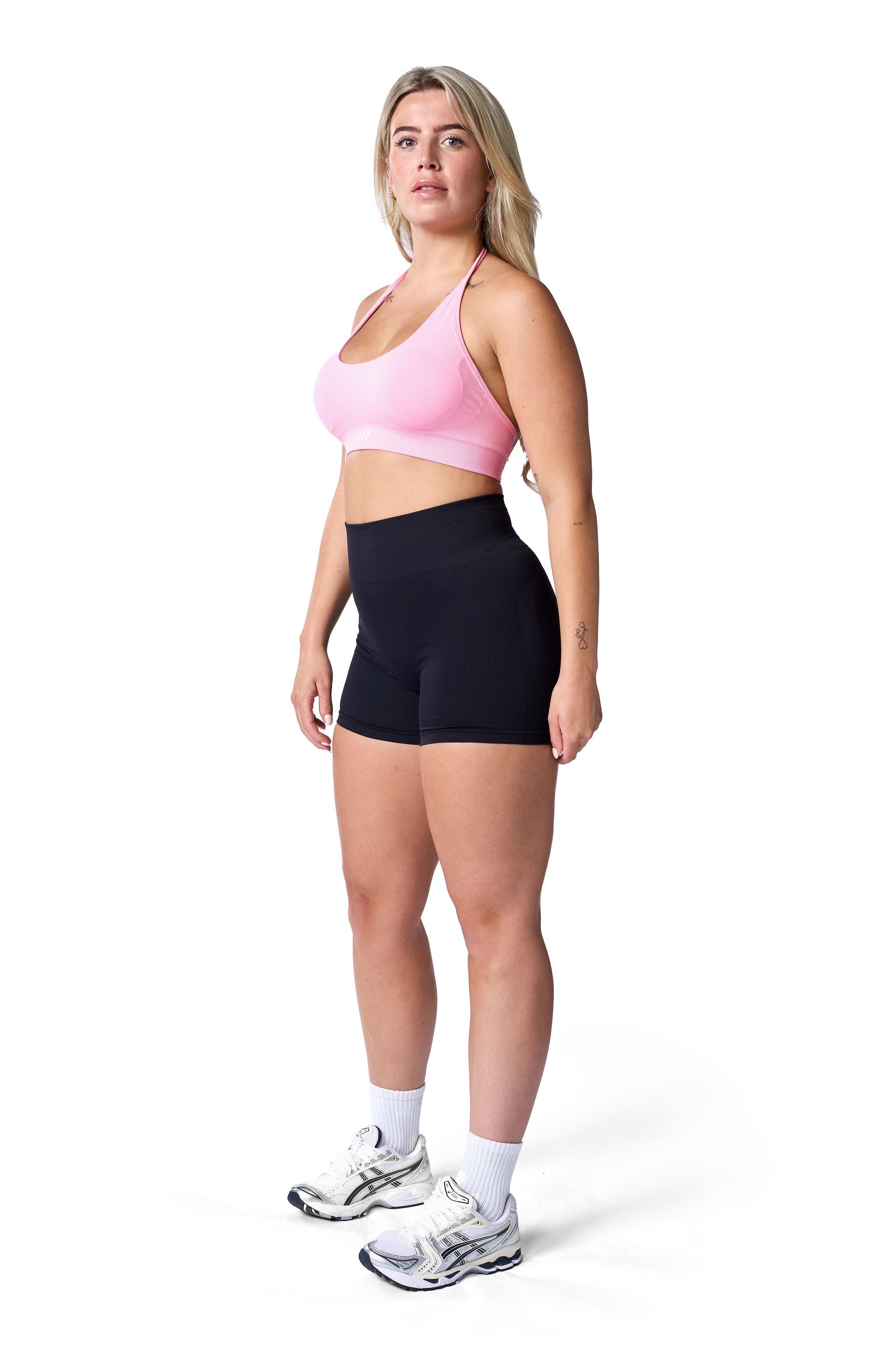 Super Sculpt Seamless Shorts In Black