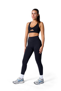 Elara Sports Bra In Black