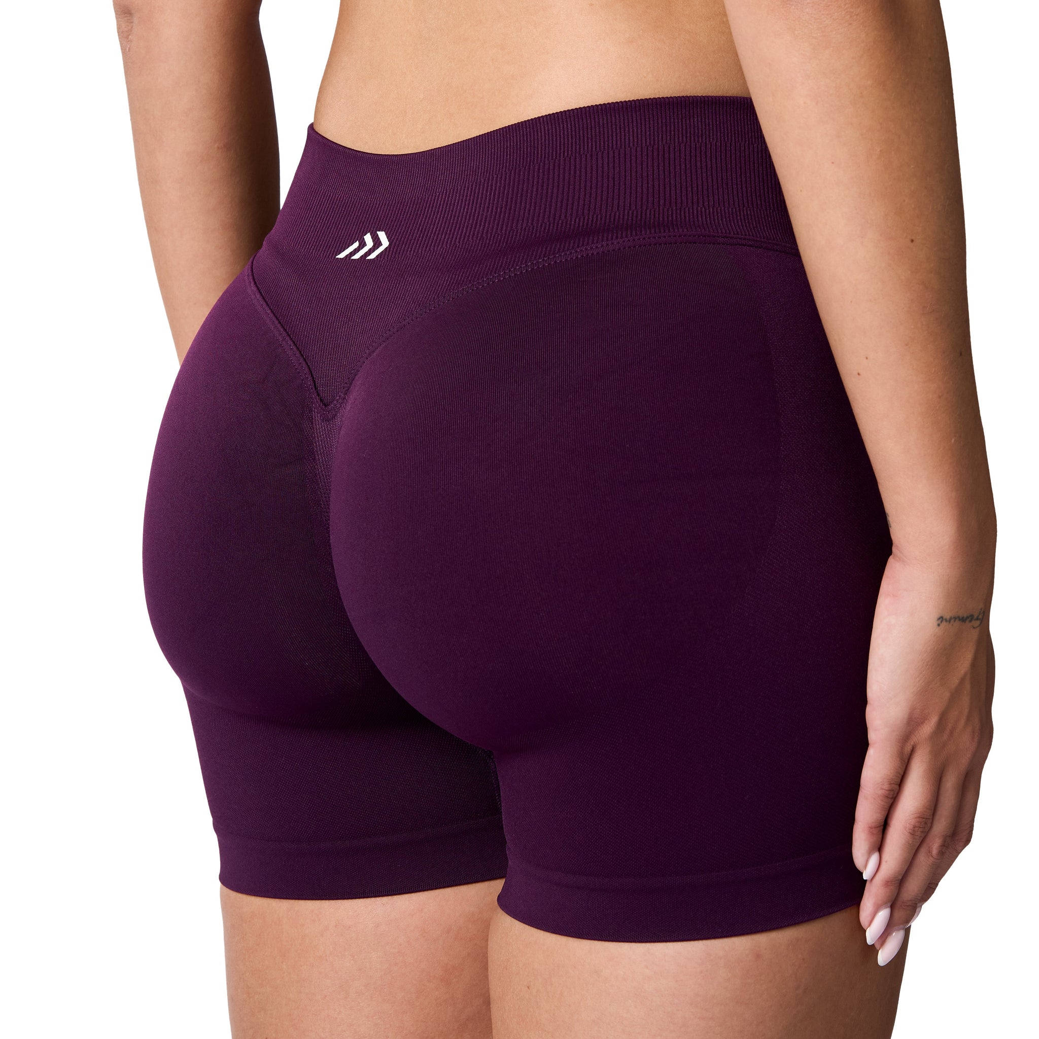 Super Sculpt Seamless Shorts In Grape