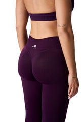 Super Sculpt Seamless Legging in Grape