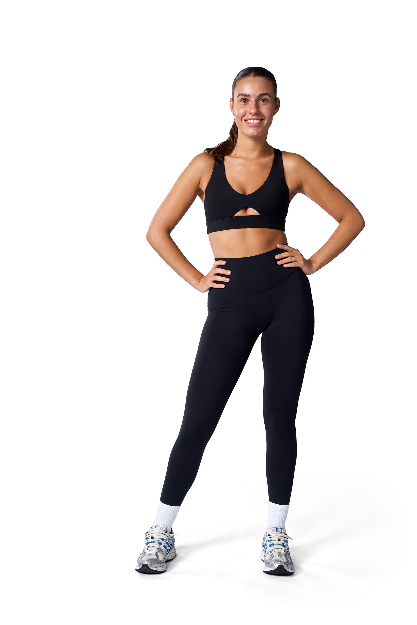 Elara Sports Bra In Black