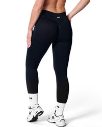 Intensity Legging In Black