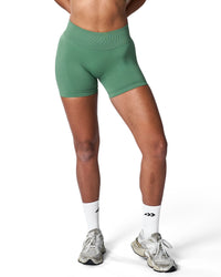 Intensity Short In Pistache